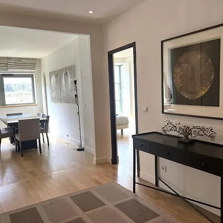 Appartement Beau T4 De Standing De 115m2 *